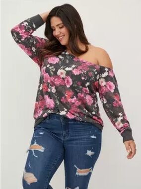 torrid Pink Floral Off-Shoulder Sweater on Charcoal
